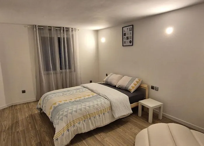 Feriehus Maison A Ay Epernay, 3 Bed House, 3 Ay-Champagne