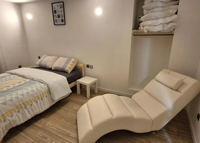 Maison A Ay Epernay, 3 Bed House, 3 Feriehus *