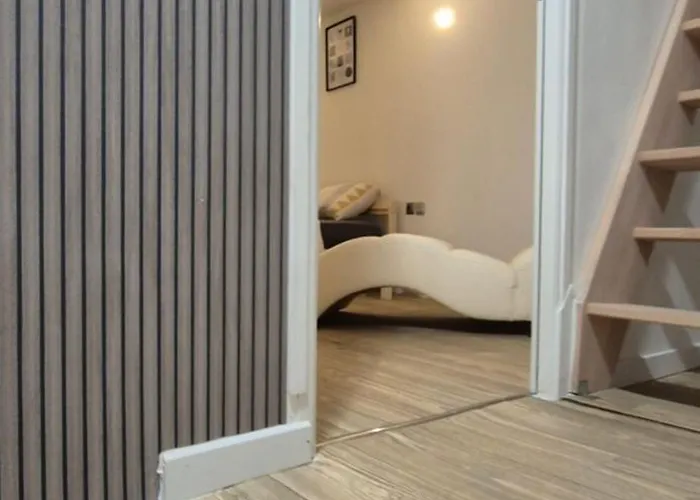 Maison A Ay Epernay, 3 Bed House, 3 Feriehus *