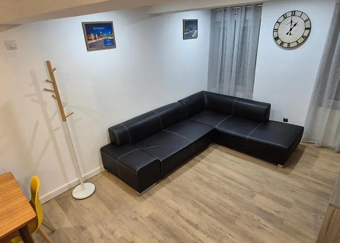 Maison A Ay Epernay, 3 Bed House, 3 Ay-Champagne