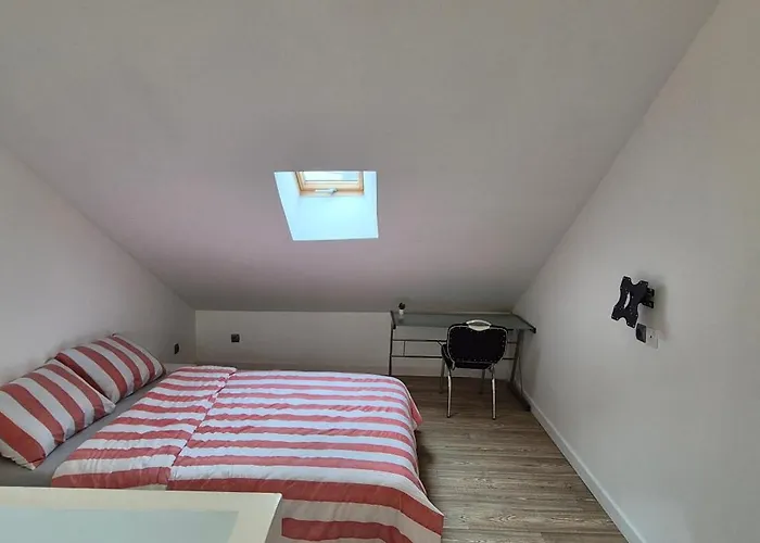 Maison A Ay Epernay, 3 Bed House, 3 Ay-Champagne