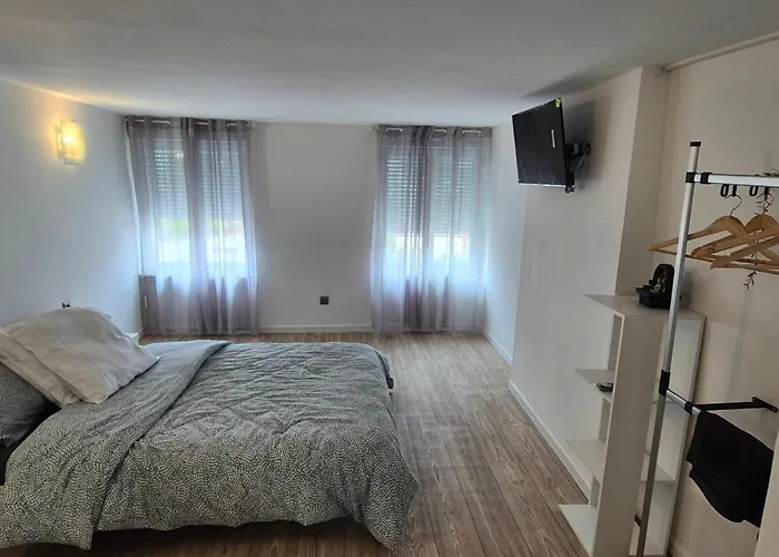 Maison A Ay Epernay, 3 Bed House, 3 * Ay-Champagne